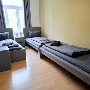  Apartment Altbauwohnung Direkt An Der Karli Mit Balkon - Netflix Inklusive Deutschland
